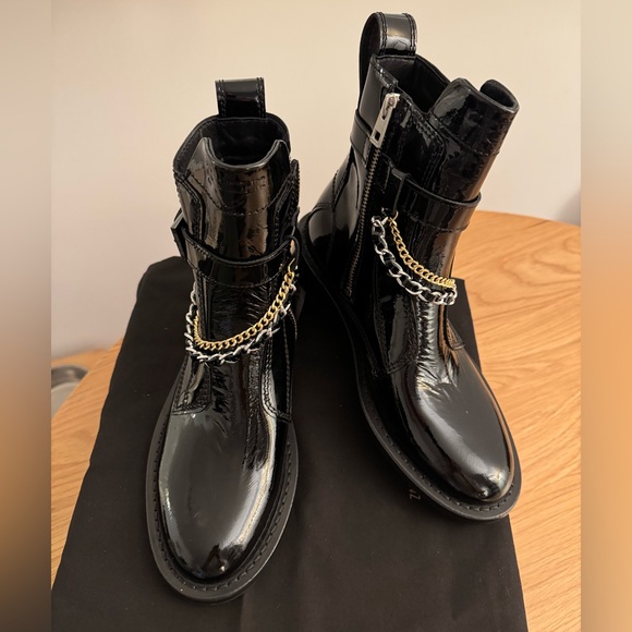 Zadig & Voltaire NIB Laureen Chain Bootie Patent Leather Sz 38 - Picture 7 of 11